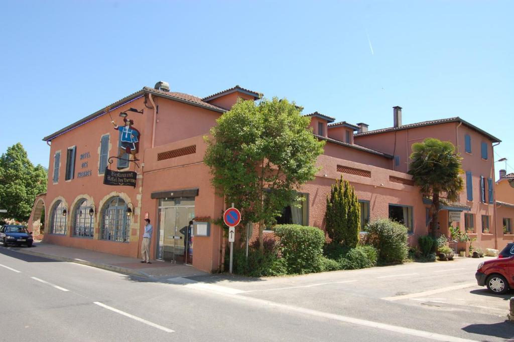 Hotel Restaurant Des Thermes 카스테라베르두잔 외부 사진